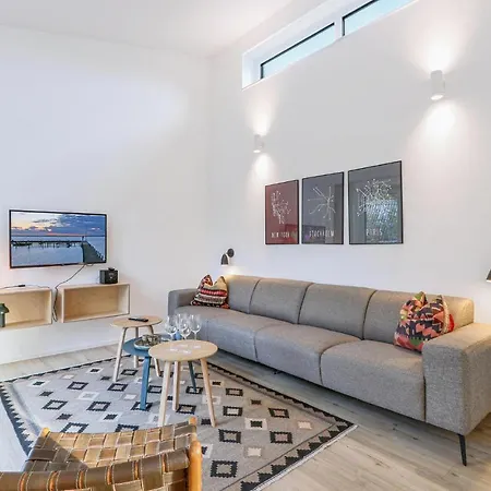 Holiday home Awesome In Lembruch-duemmer With Kitchen *
