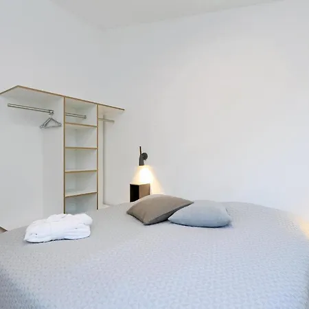 Awesome In Lembruch-duemmer With Kitchen Holiday home