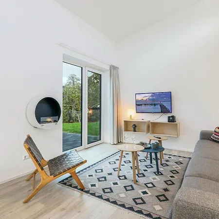 Awesome In Lembruch-duemmer With Kitchen Holiday home