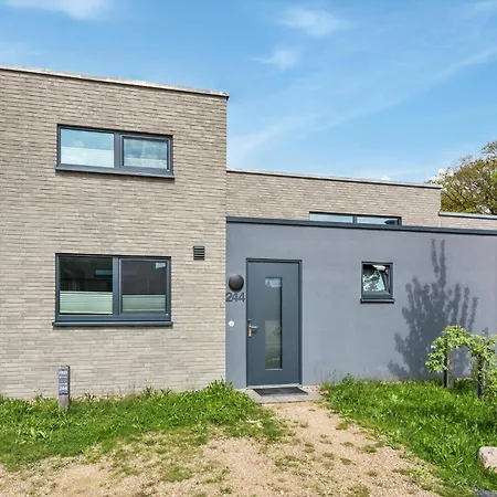 Holiday home Awesome In Lembruch-duemmer With Kitchen Lembruch